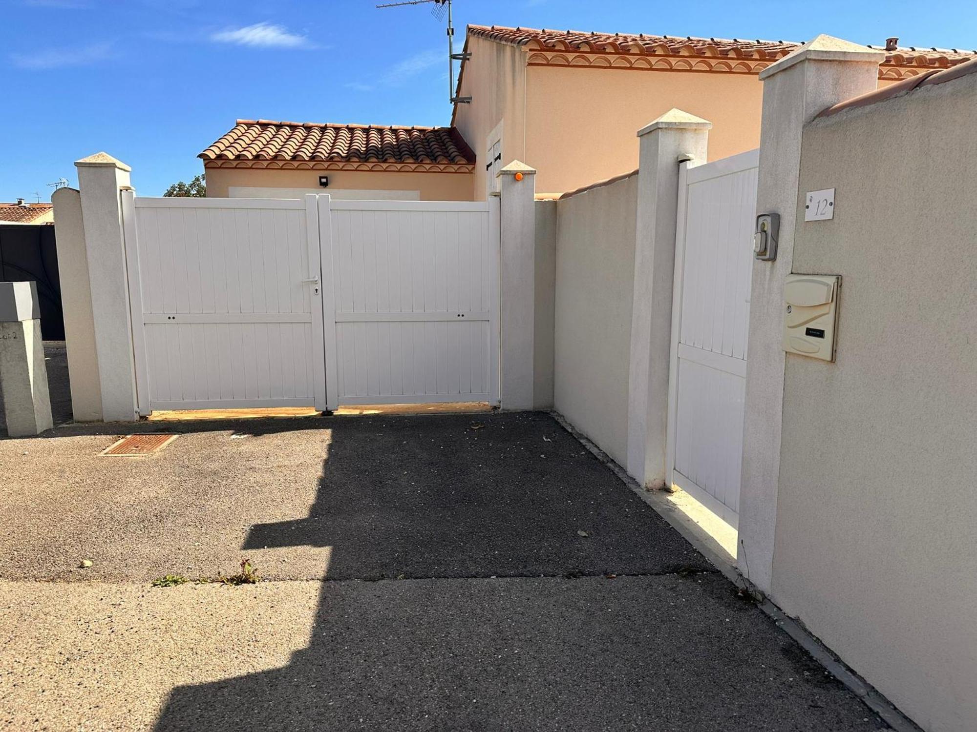 Villa Lion House *