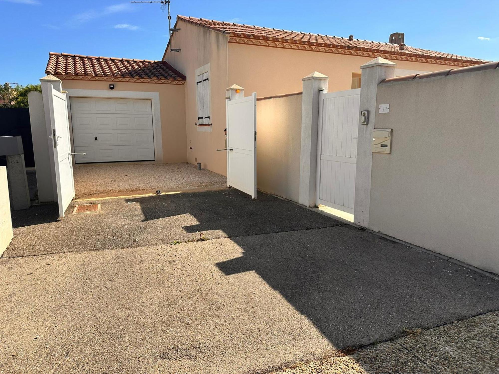 Villa Lion House